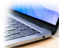 Laptop als Symbol für Online-Antrag